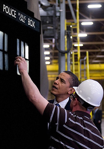 Obama inspects the TARDIS